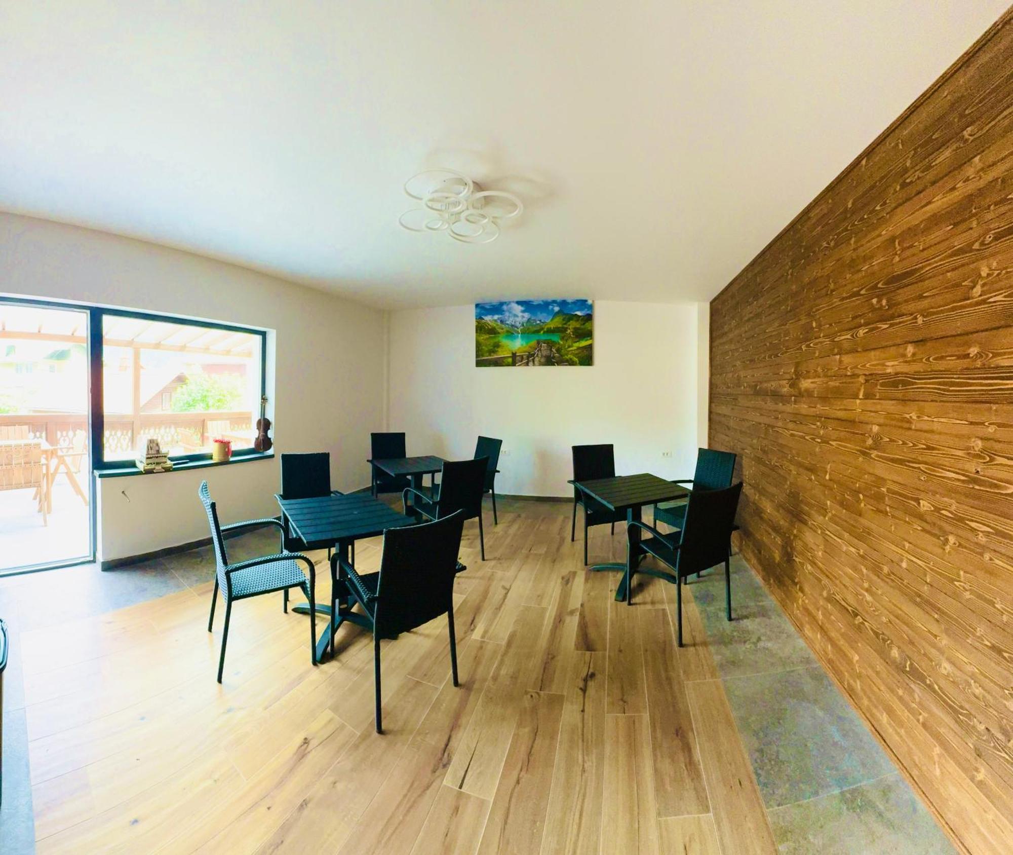 Casa Belcin Spa&Retreat Буштени Экстерьер фото